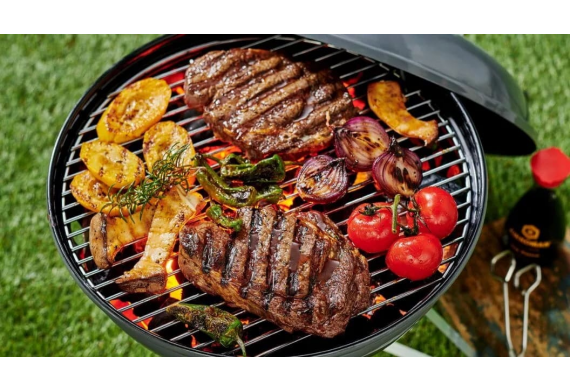 Мангал, гриль или печь под казан: что выбрать для дачи?